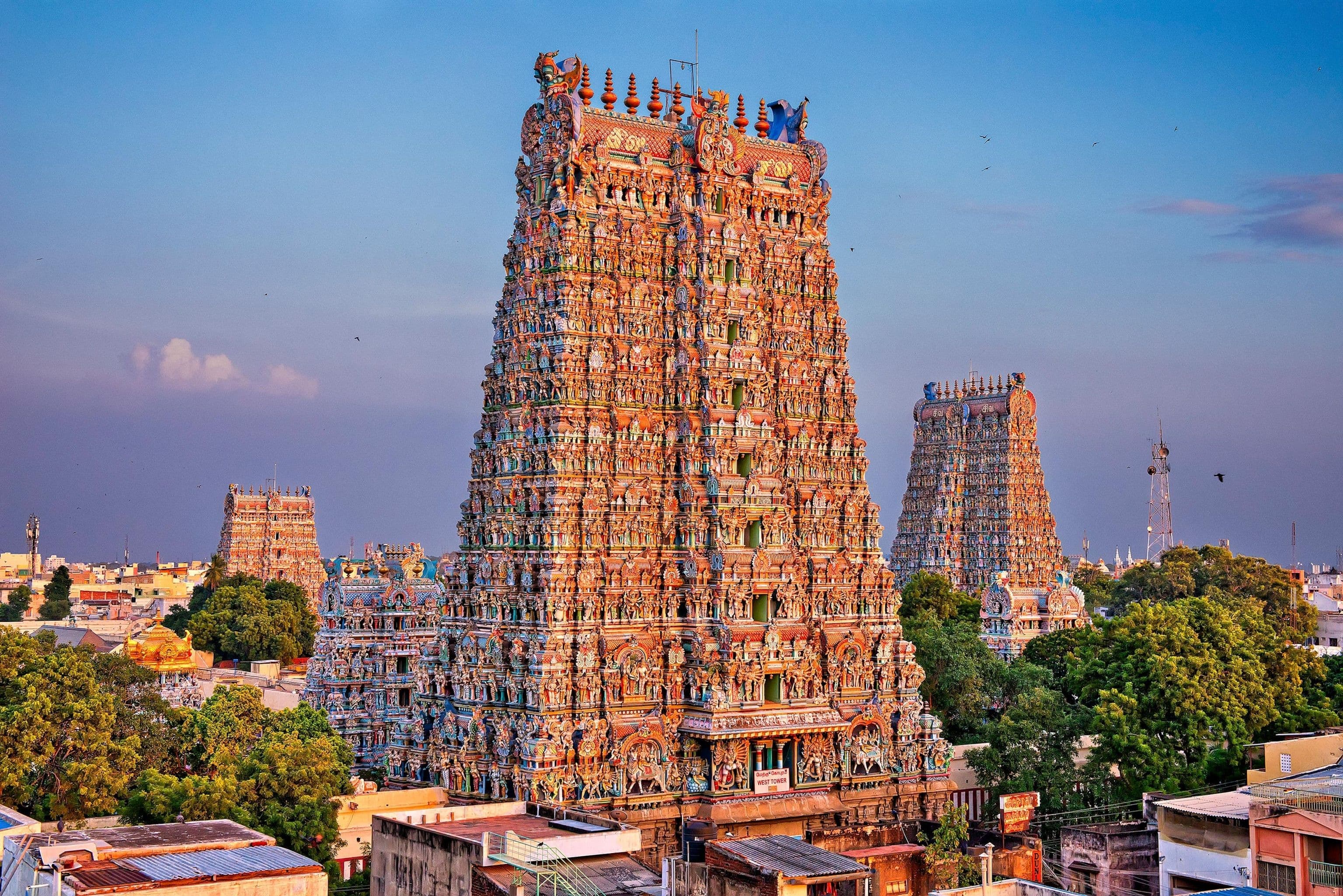 The colorful towers of Meenakshi Amman Temple in Madurai